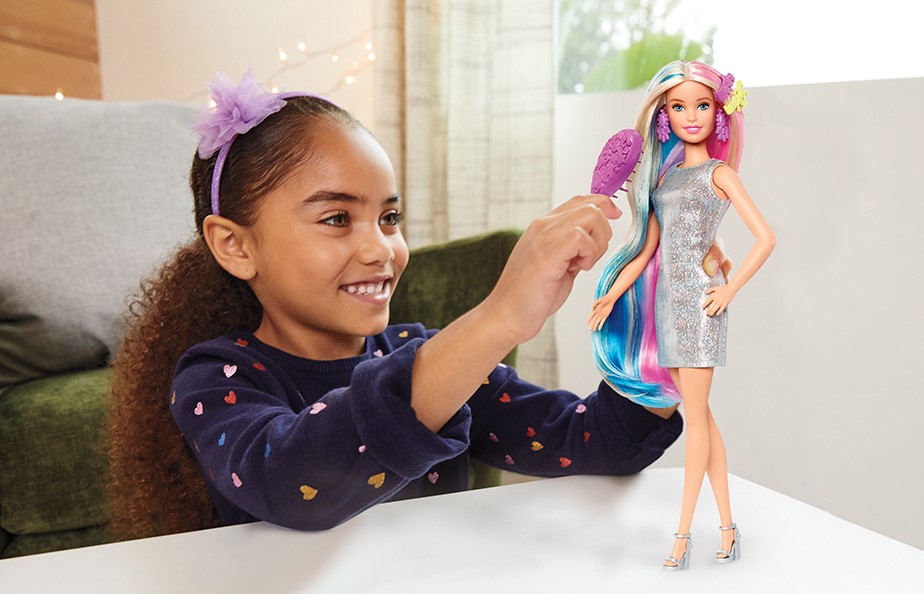 Barbie avec store licorne